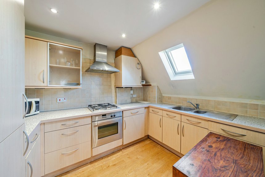 for sale birch view london 18724 - Gibbs Gillespie