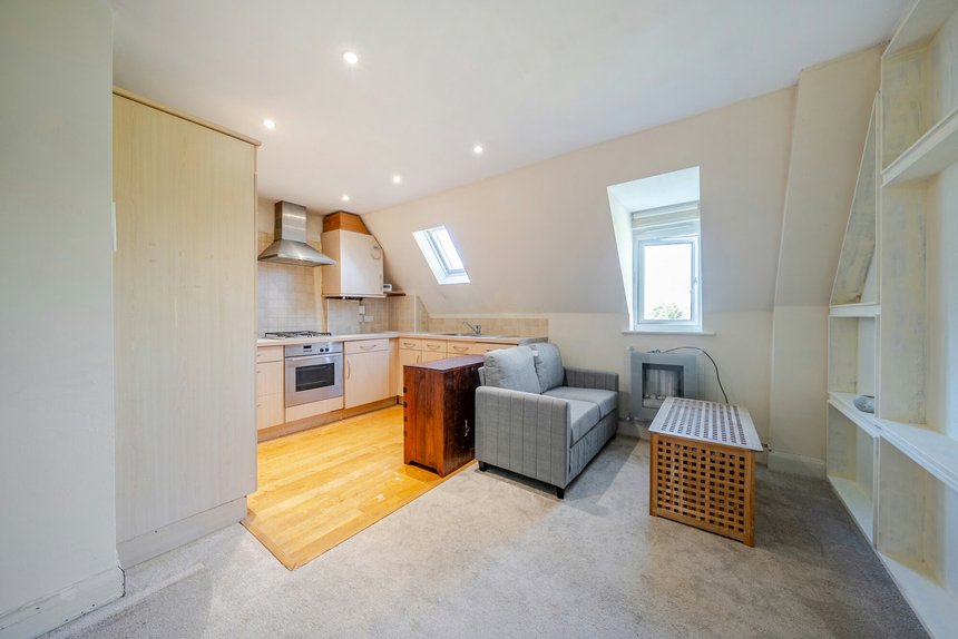 for sale birch view london 18724 - Gibbs Gillespie