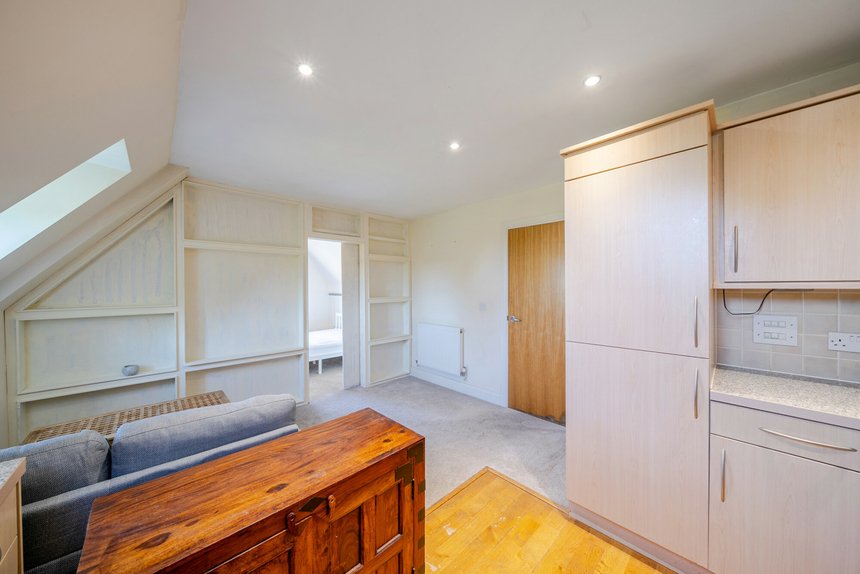 for sale birch view london 18724 - Gibbs Gillespie