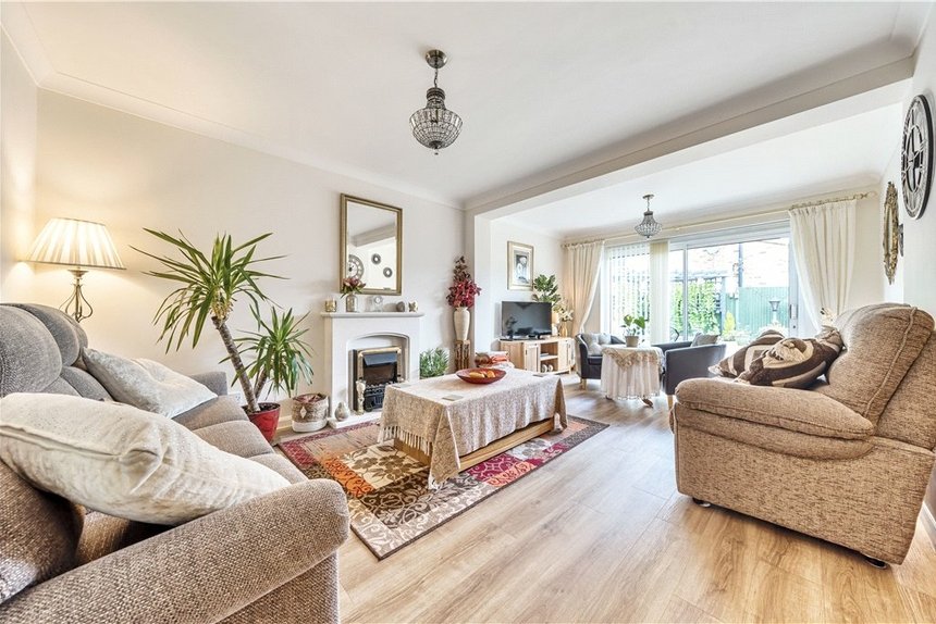 for sale vernon drive london 18924 - Gibbs Gillespie