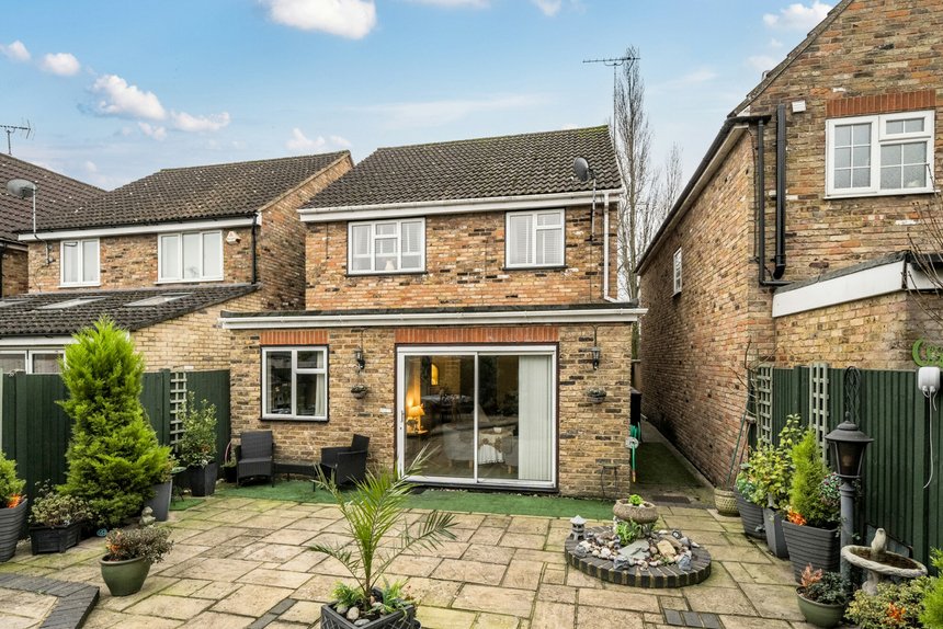 for sale vernon drive london 18924 - Gibbs Gillespie