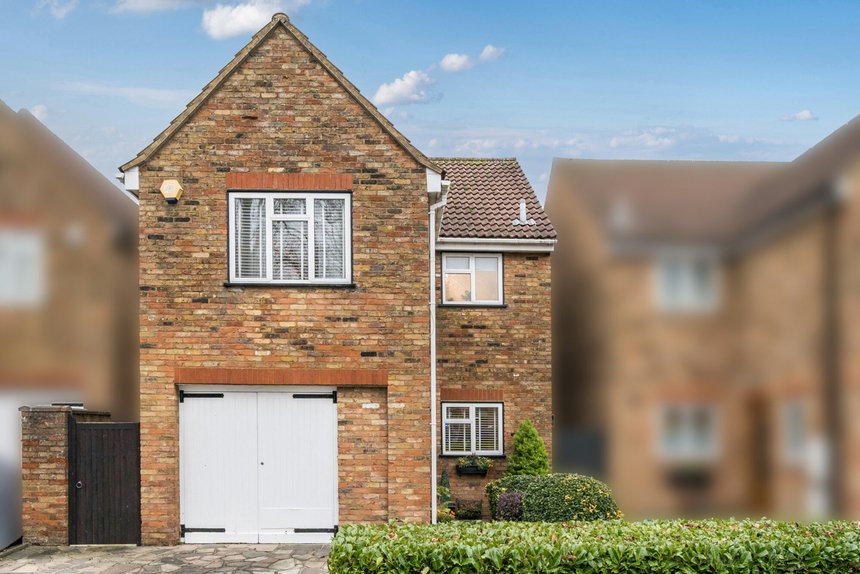 for sale vernon drive london 18924 - Gibbs Gillespie