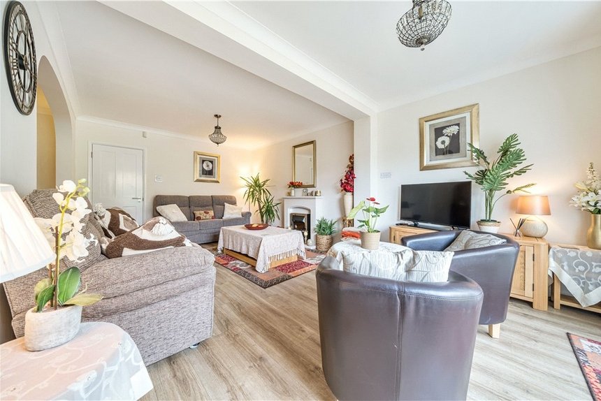 for sale vernon drive london 18924 - Gibbs Gillespie