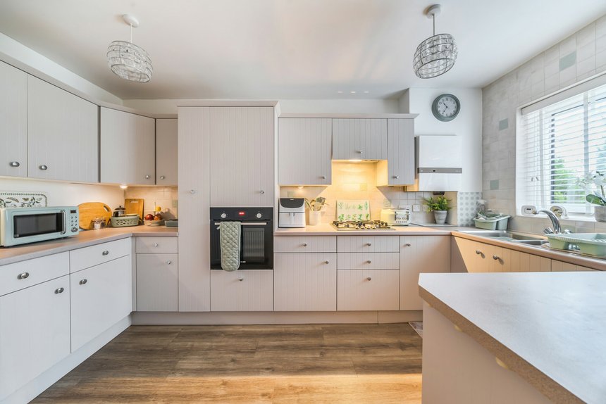 for sale vernon drive london 18924 - Gibbs Gillespie