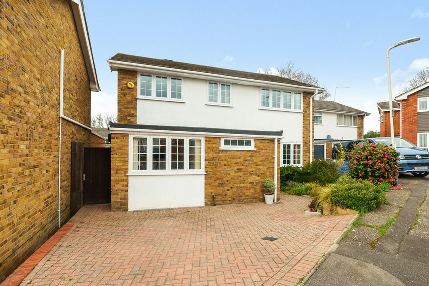 for sale seaford close london 19171 - Gibbs Gillespie