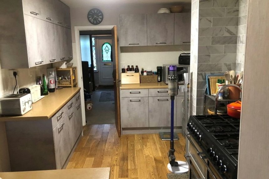 for sale warren road london 20359 - Gibbs Gillespie