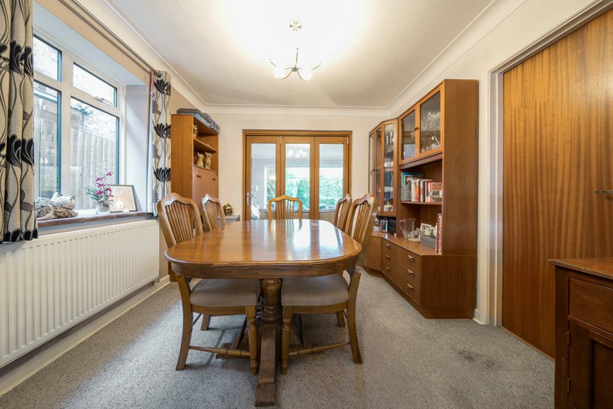 for sale warren road london 20359 - Gibbs Gillespie
