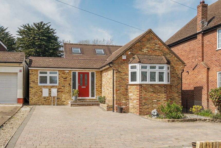 for sale burford close london 20458 - Gibbs Gillespie