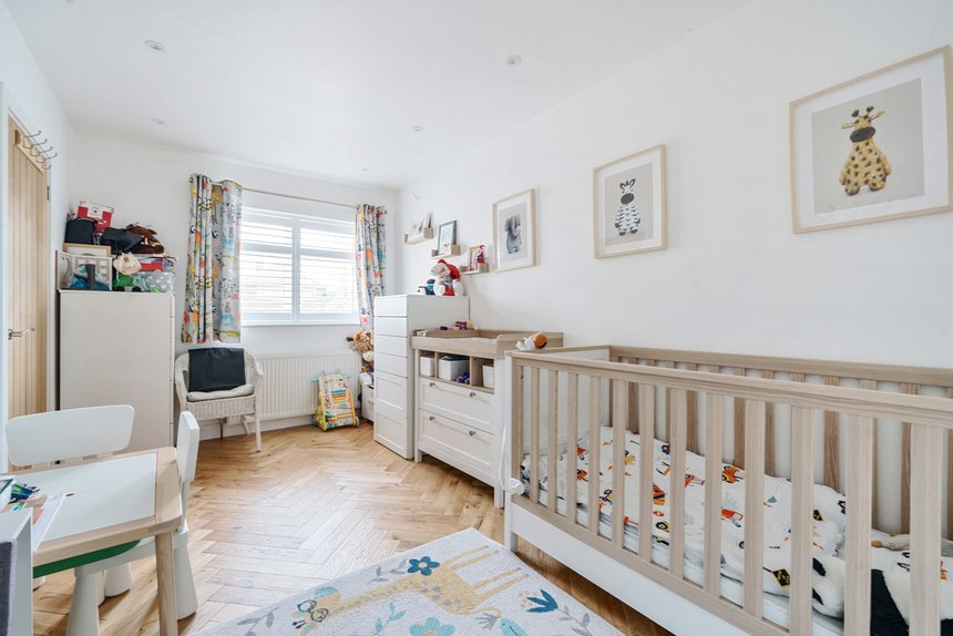 for sale burford close london 20458 - Gibbs Gillespie