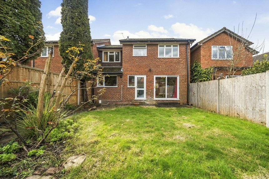 for sale wayborne grove london 20505 - Gibbs Gillespie