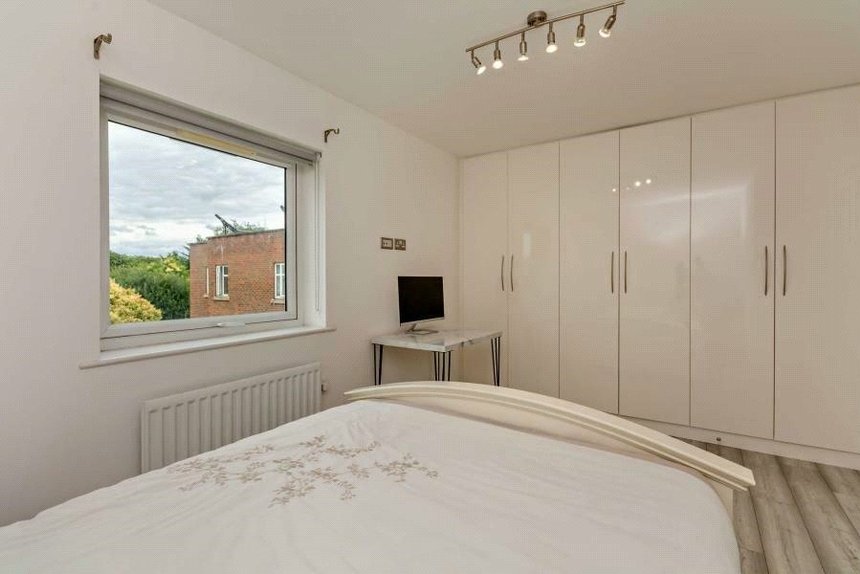 for sale truesdales london 20604 - Gibbs Gillespie