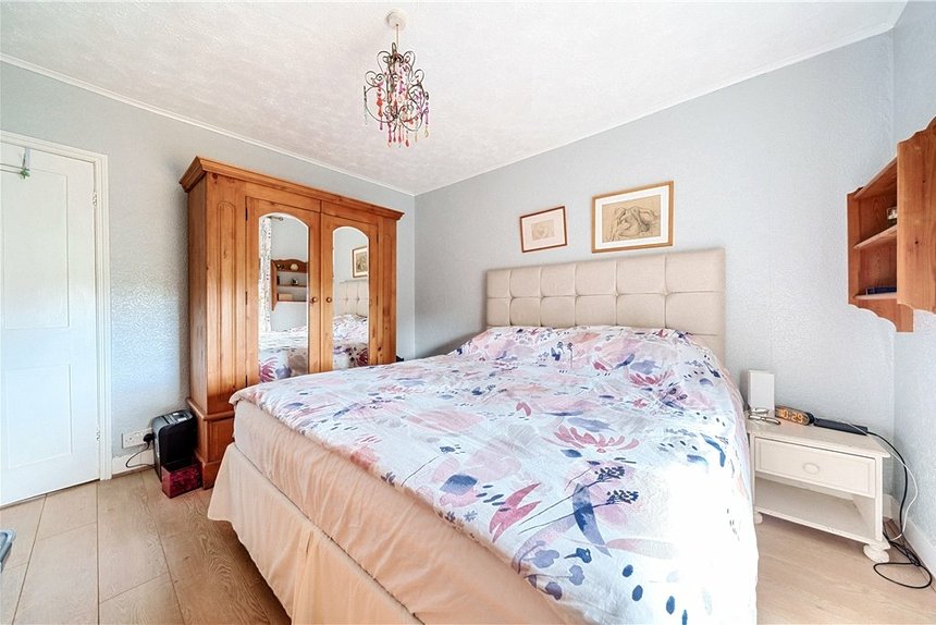 2 bedroom House for sale in Newdigate Road, Harefield, Uxbridge