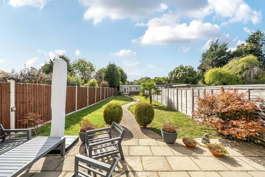 under offer swakeleys drive london 20678 - Gibbs Gillespie