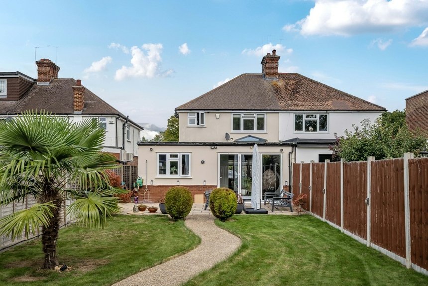 under offer swakeleys drive london 20678 - Gibbs Gillespie