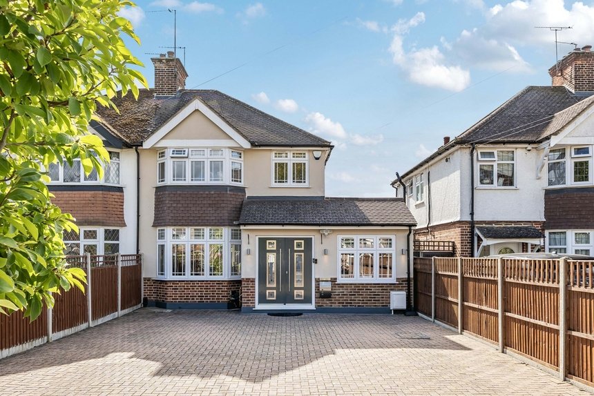 under offer swakeleys drive london 20678 - Gibbs Gillespie