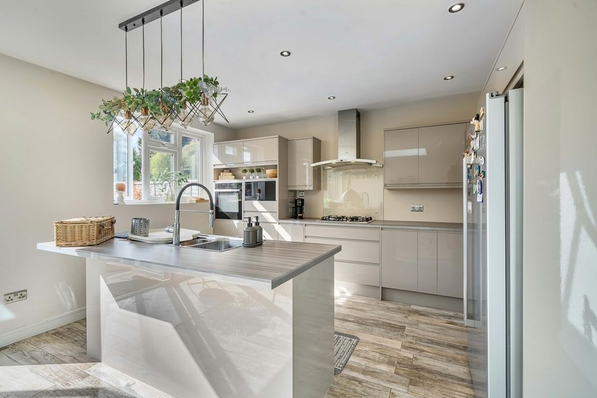 under offer swakeleys drive london 20678 - Gibbs Gillespie
