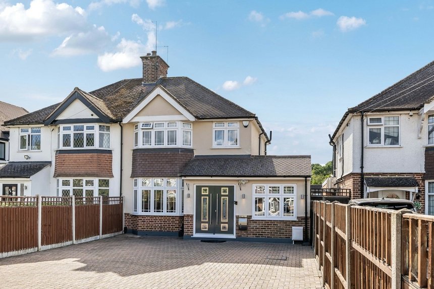 under offer swakeleys drive london 20678 - Gibbs Gillespie