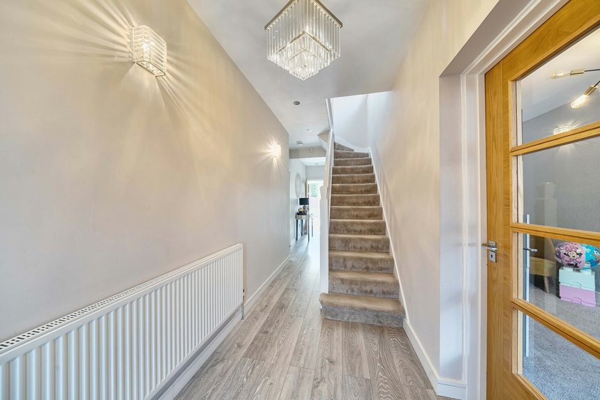under offer swakeleys drive london 20678 - Gibbs Gillespie