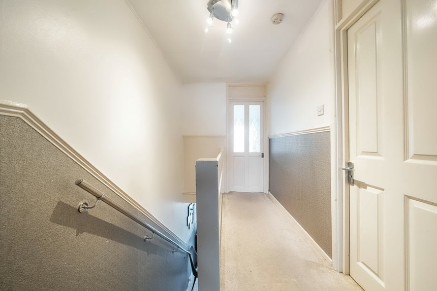 under offer hetherington way london 20856 - Gibbs Gillespie