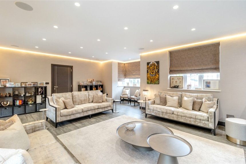 for sale ickenham road london 20903 - Gibbs Gillespie