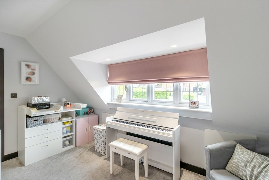 for sale ickenham road london 20903 - Gibbs Gillespie