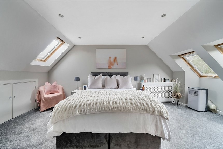 sold dairy farm lane london 21075 - Gibbs Gillespie