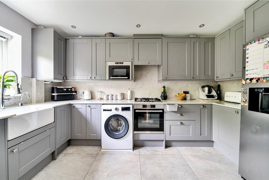 sold dairy farm lane london 21075 - Gibbs Gillespie