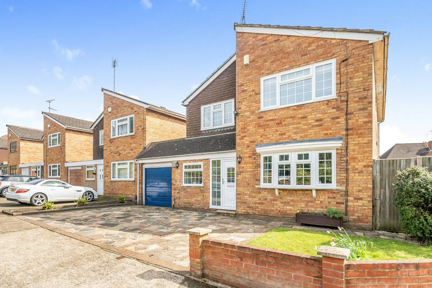 for sale harwell close london 21076 - Gibbs Gillespie