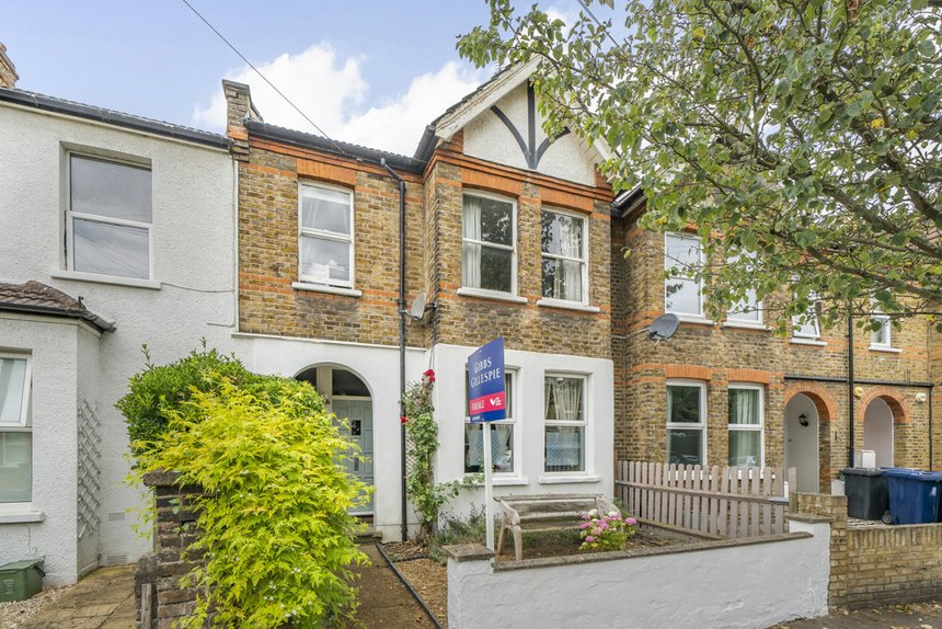 under offer glenfield road london 21486 - Gibbs Gillespie