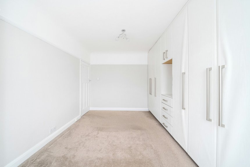 for sale coniston gardens london 21493 - Gibbs Gillespie