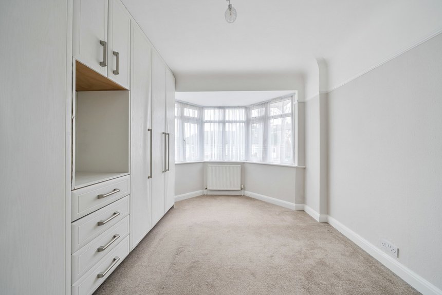 for sale coniston gardens london 21493 - Gibbs Gillespie