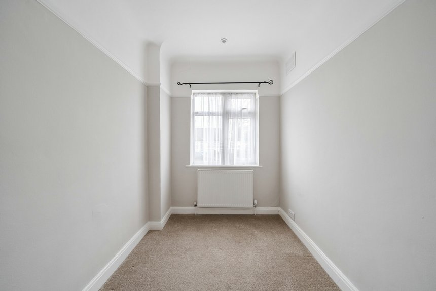 for sale coniston gardens london 21493 - Gibbs Gillespie