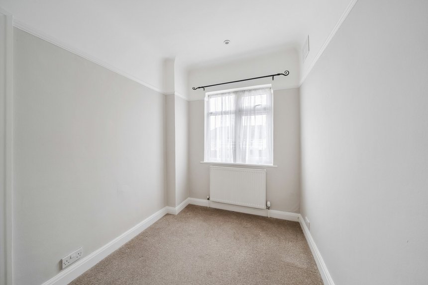 for sale coniston gardens london 21493 - Gibbs Gillespie