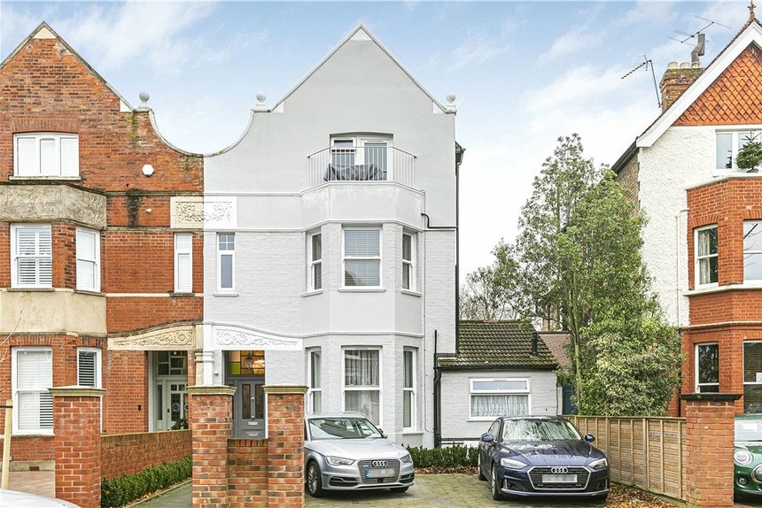 under offer elers road london 21737 - Gibbs Gillespie