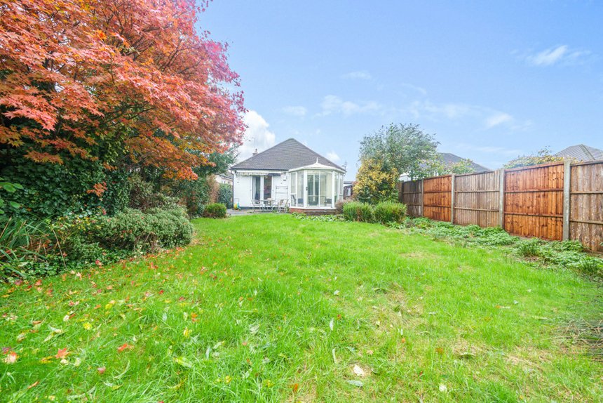 under offer brook drive london 21772 - Gibbs Gillespie