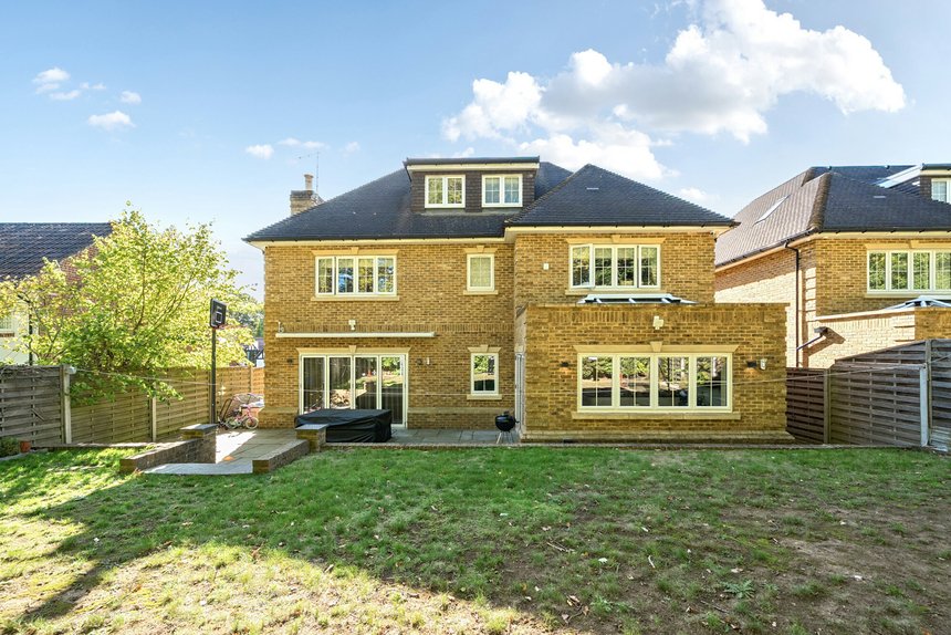 for sale fulmer drive london 21946 - Gibbs Gillespie