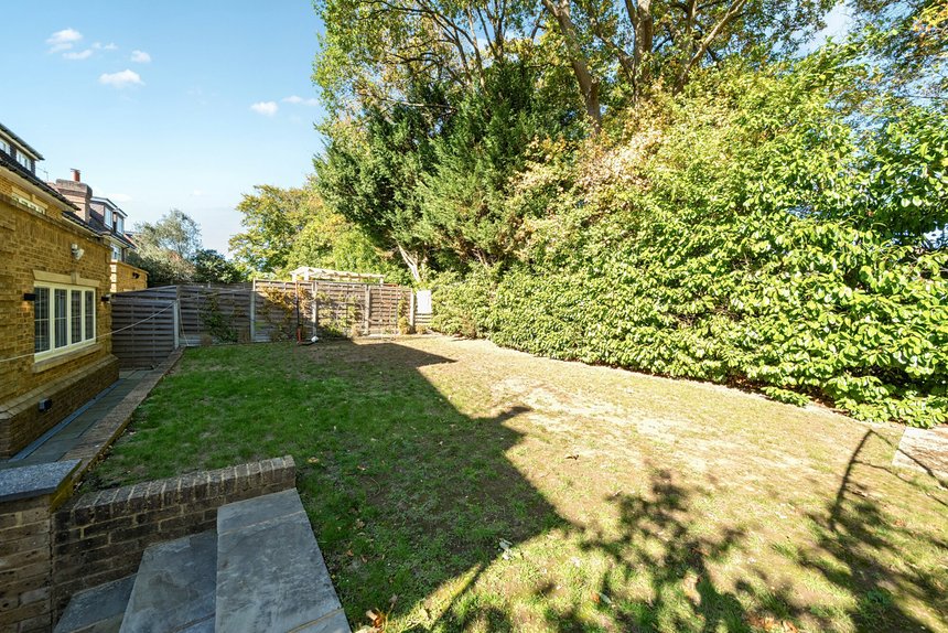 for sale fulmer drive london 21946 - Gibbs Gillespie