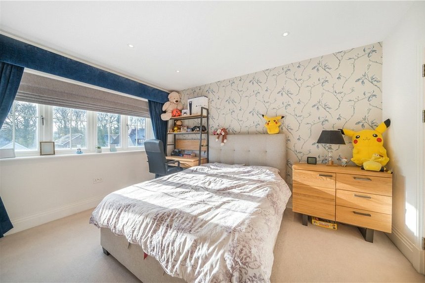 for sale fulmer drive london 21946 - Gibbs Gillespie