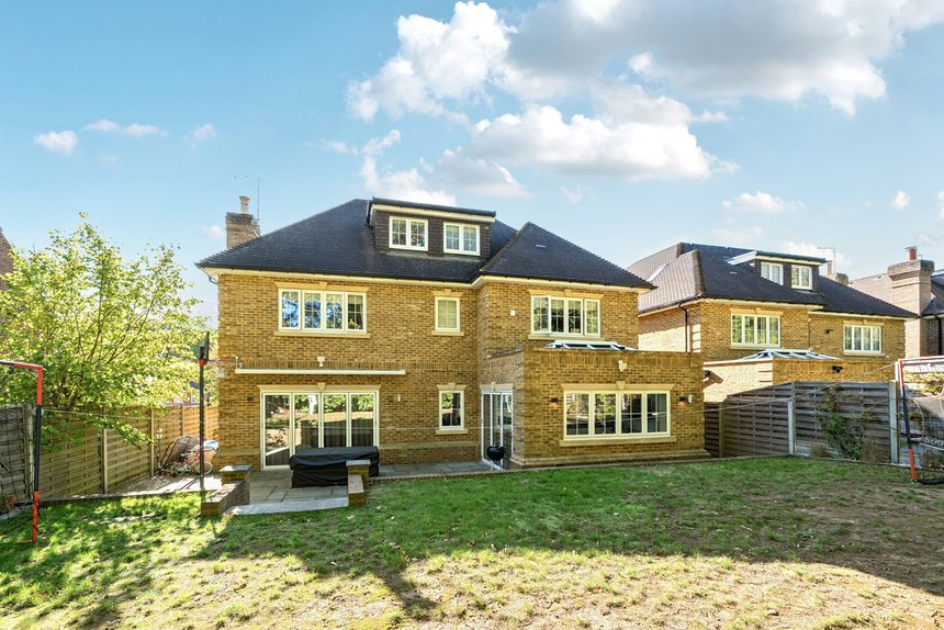 for sale fulmer drive london 21946 - Gibbs Gillespie