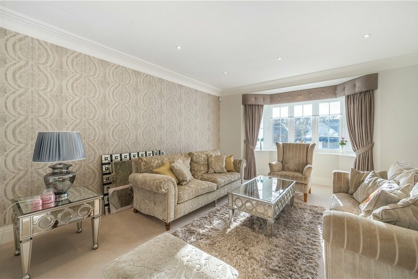 for sale fulmer drive london 21946 - Gibbs Gillespie