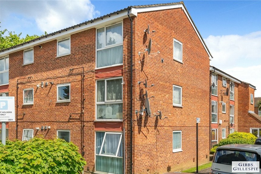 under offer archery close london 22183 - Gibbs Gillespie