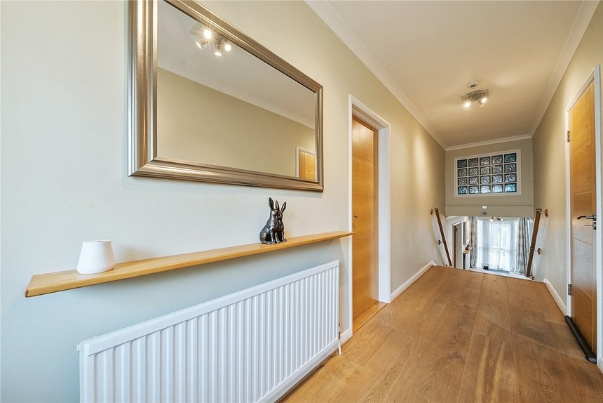 sold greenfield avenue london 22317 - Gibbs Gillespie