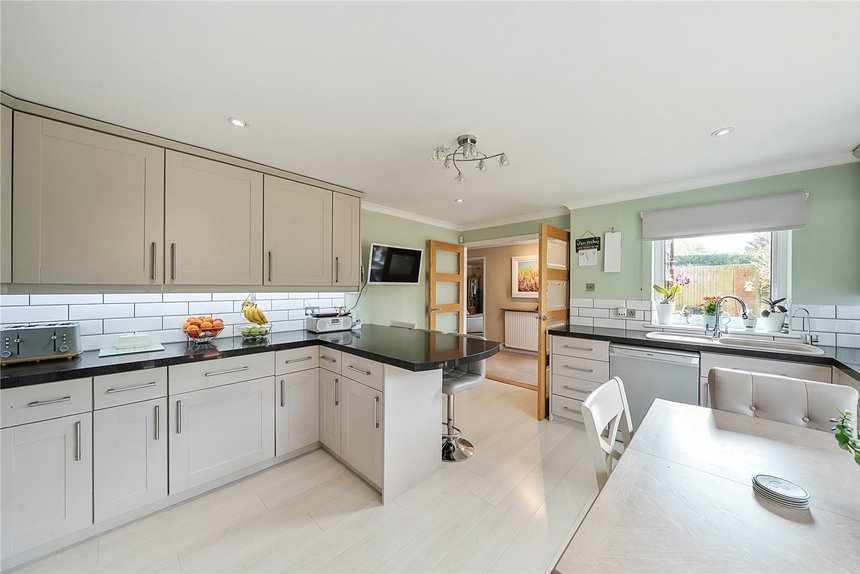 sold greenfield avenue london 22317 - Gibbs Gillespie