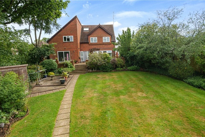 sold greenfield avenue london 22317 - Gibbs Gillespie