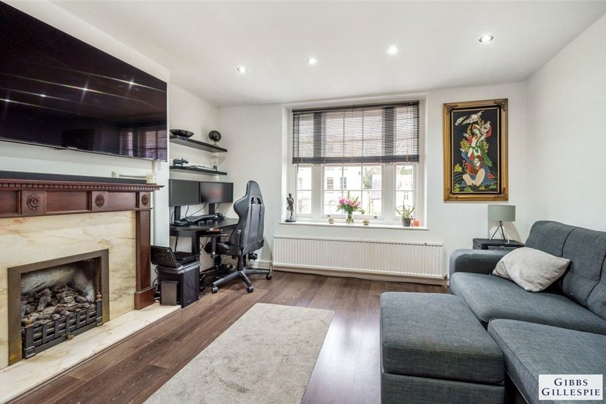 for sale chyngton court london 22475 - Gibbs Gillespie