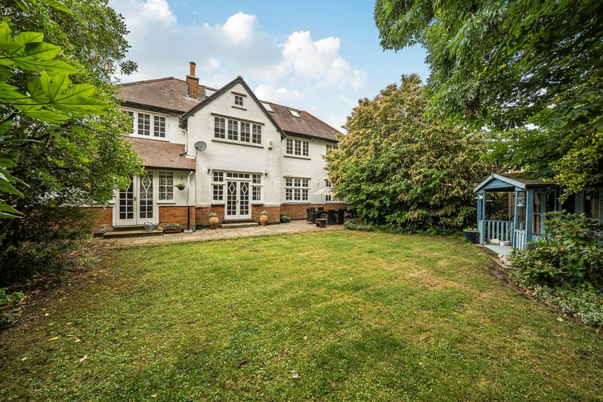 for sale eastcote road london 22522 - Gibbs Gillespie