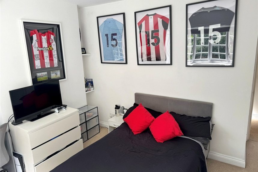 for sale eastcote road london 22522 - Gibbs Gillespie