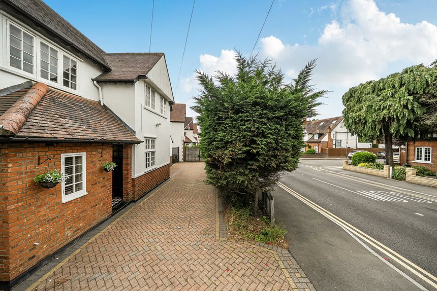 for sale eastcote road london 22522 - Gibbs Gillespie
