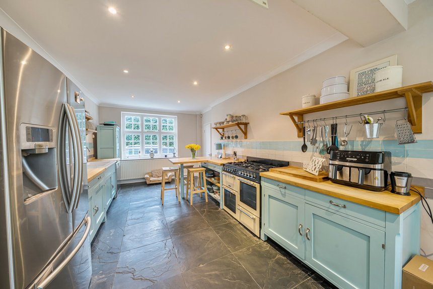 for sale eastcote road london 22522 - Gibbs Gillespie