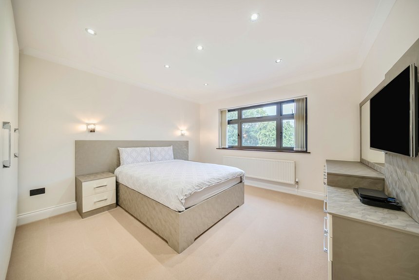 under offer anselm road london 22557 - Gibbs Gillespie